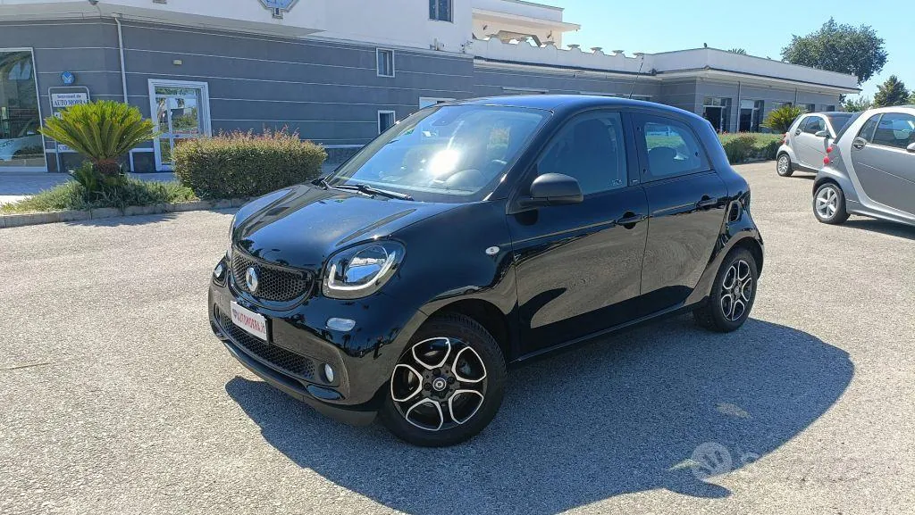 Smart Forfour 2019 photo 2