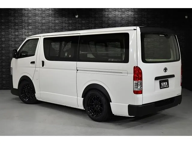 Toyota Hiace 2026 photo 4