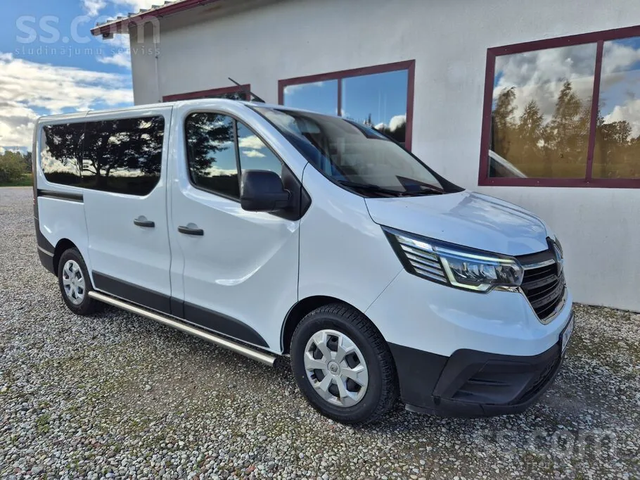 Renault Trafic 2022 photo 2