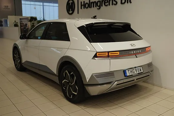 Hyundai Ioniq 2023 photo 5