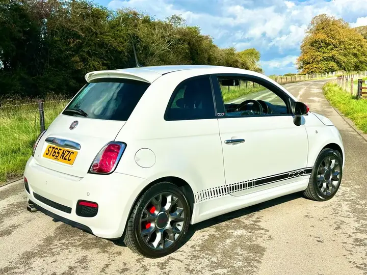 Fiat 500 2015 photo 4
