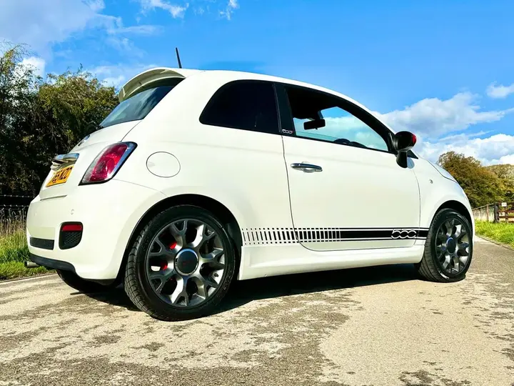 Fiat 500 2015 photo 3