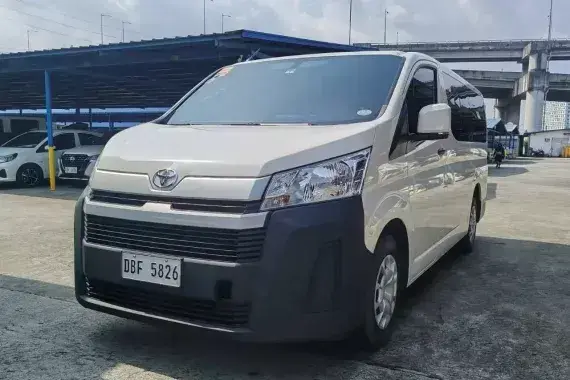 Toyota Hiace 2024 photo 2