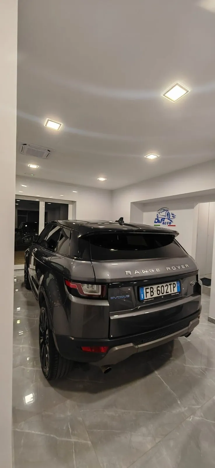 Land Rover Range Rover Evoque 2016 photo 4