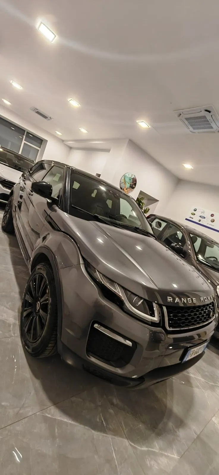 Land Rover Range Rover Evoque 2016 photo 2