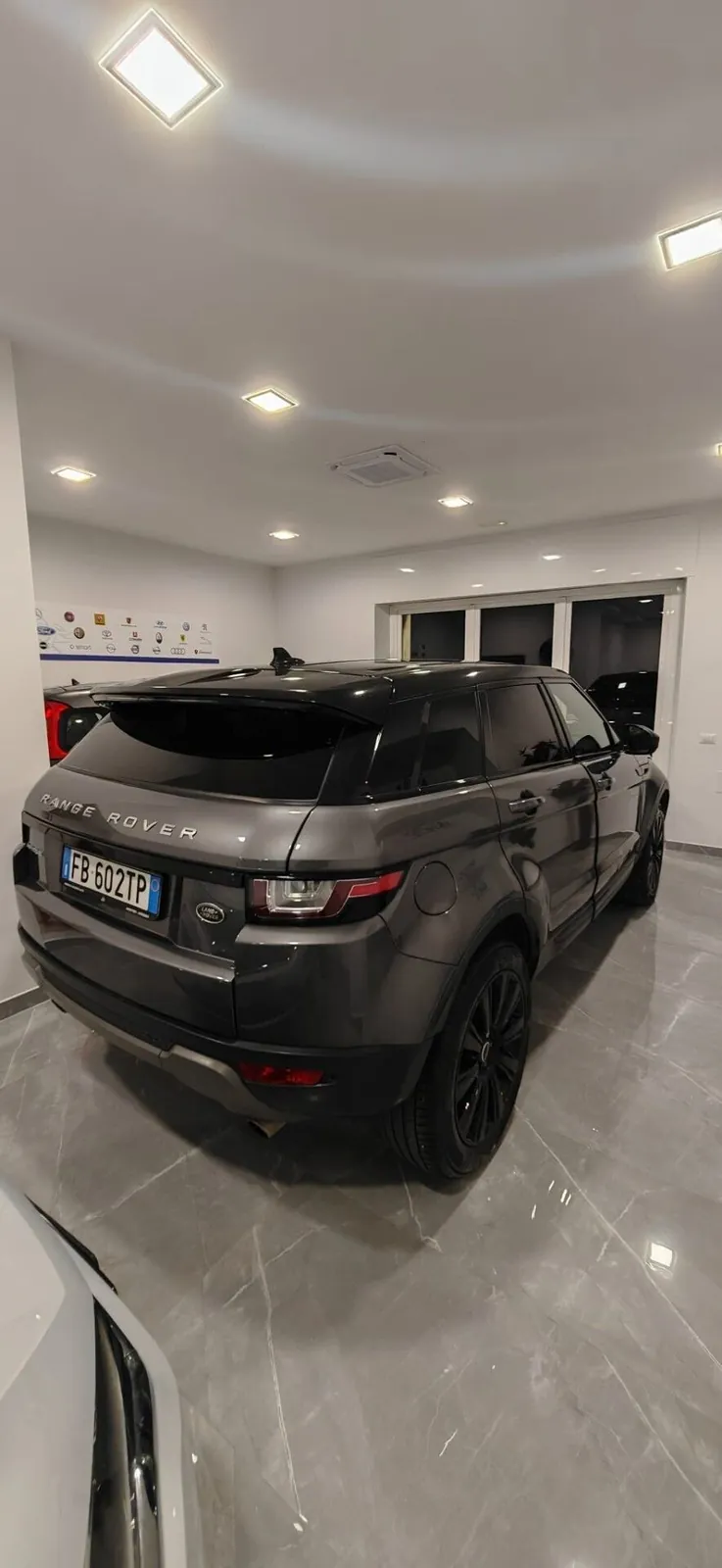 Land Rover Range Rover Evoque 2016 photo 3
