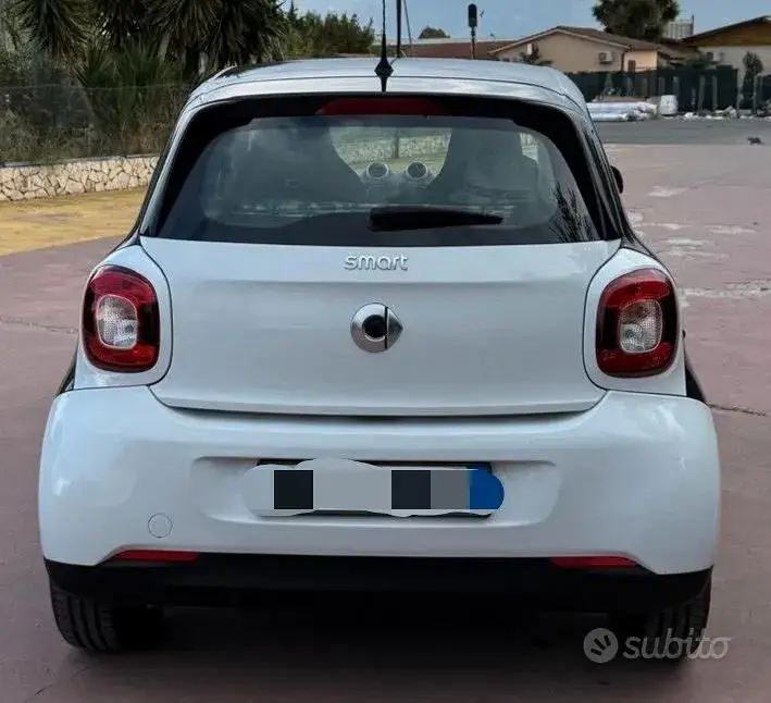 Smart Forfour 2018 photo 4