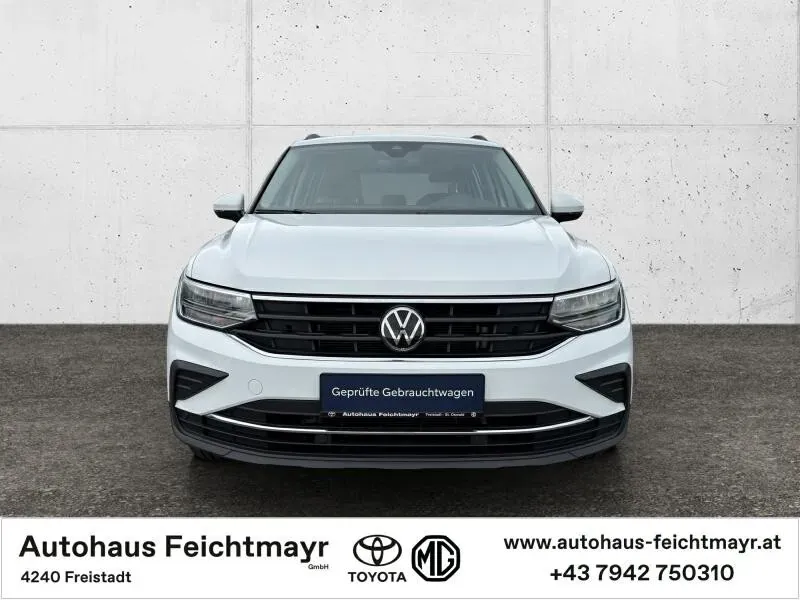 Volkswagen Tiguan 2022 photo 2