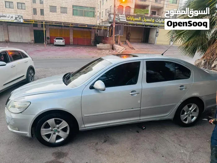 Skoda Octavia 2010 photo 5