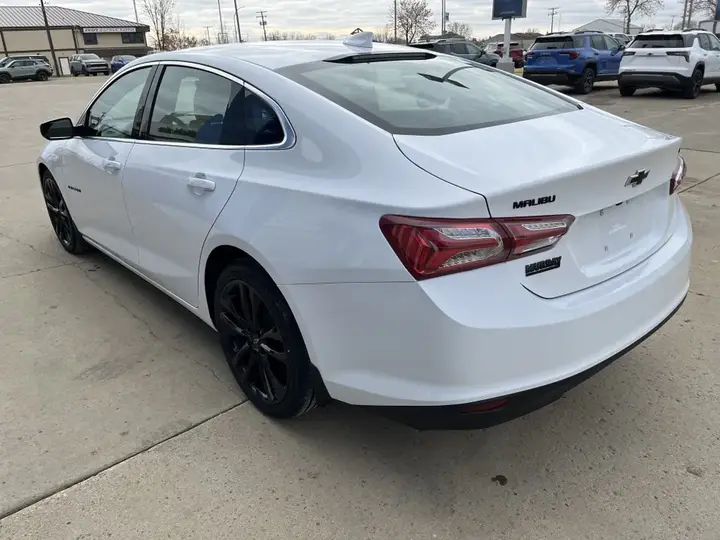 Chevrolet Malibu 2023 photo 5