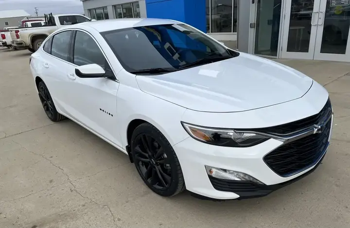 Chevrolet Malibu 2023 photo 4
