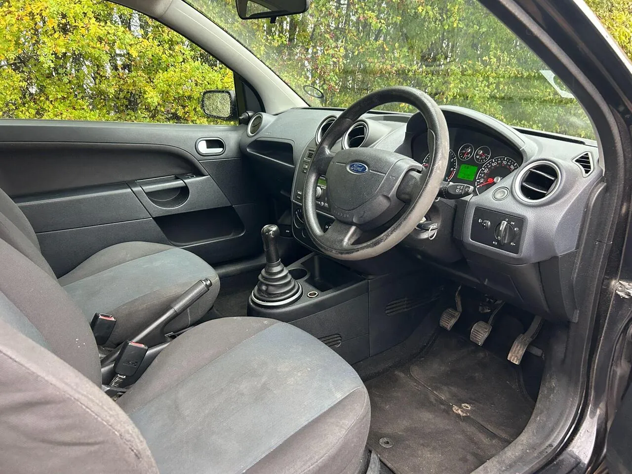 Ford Fiesta 2006 photo 3