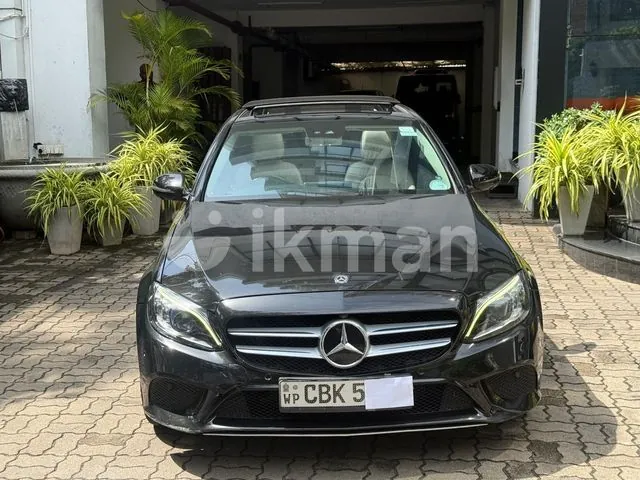 Mercedes-Benz C200