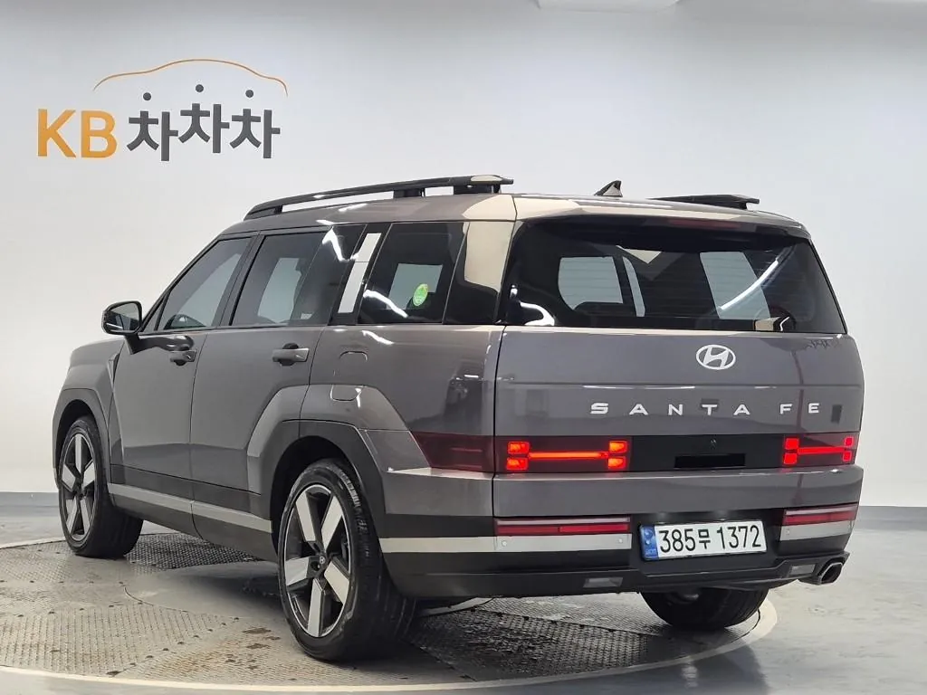 Hyundai Santa Fe 2024 photo 2