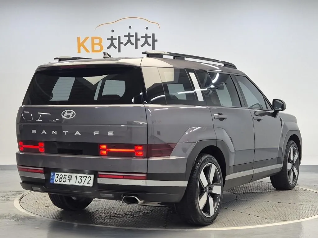 Hyundai Santa Fe 2024 photo 3