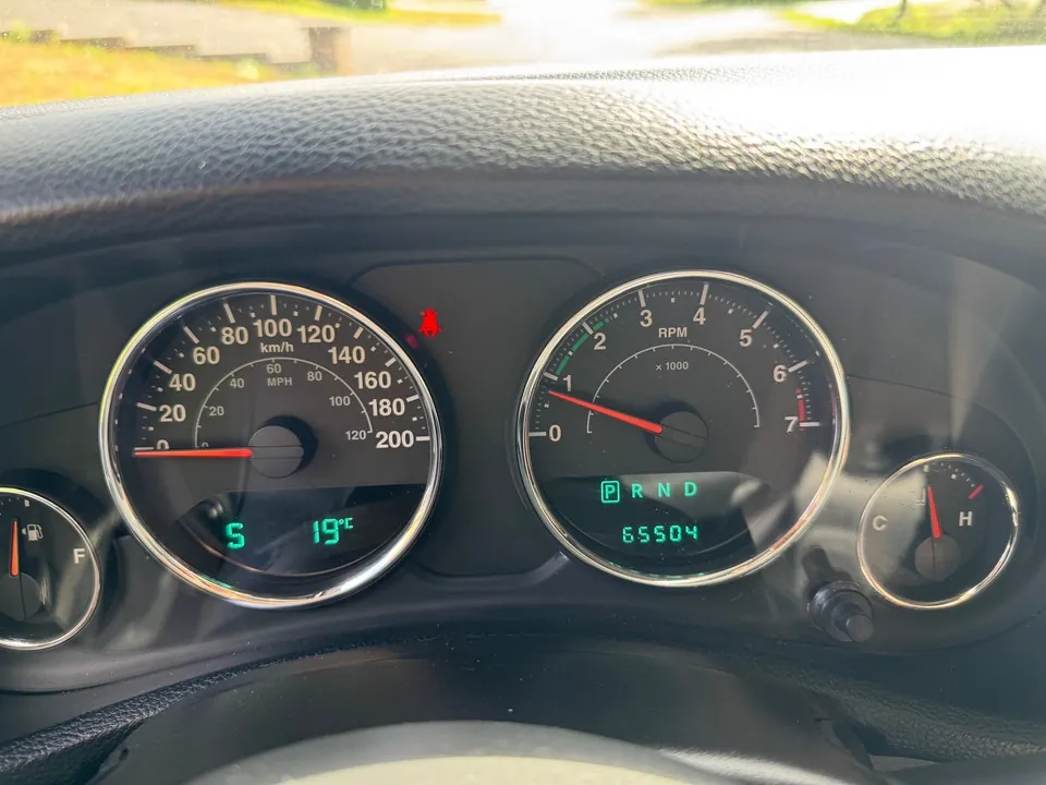 Jeep Wrangler 2014 photo 4