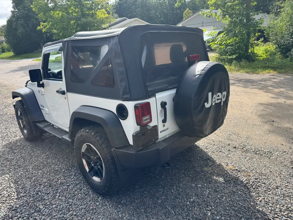 Jeep Wrangler 2014 photo 3