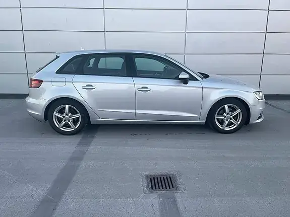 Audi A3 2013 photo 2