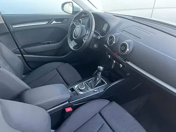 Audi A3 2013 photo 5