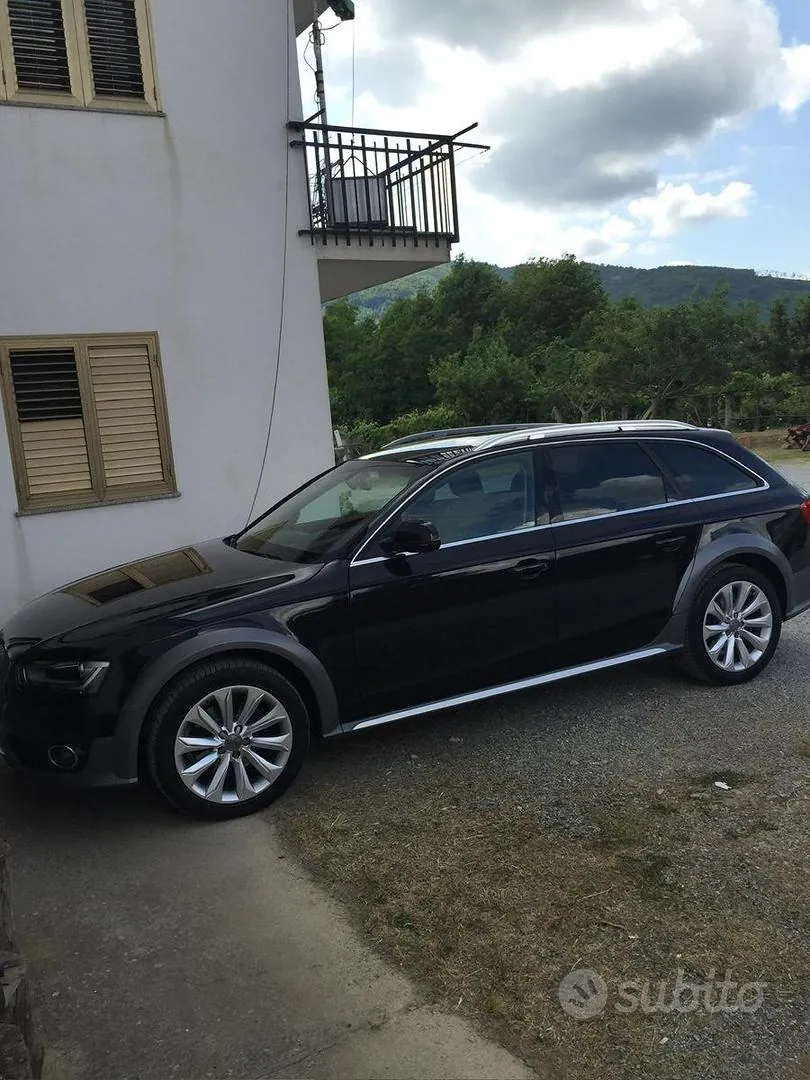 Audi A4 Allroad 2012 photo 3