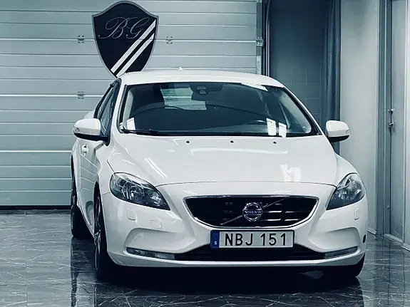 Volvo V40 2016 photo 2
