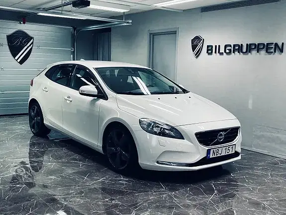 Volvo V40 2016 photo 3