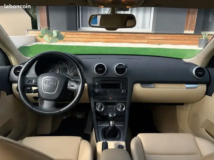 Audi A3 2010 photo 3