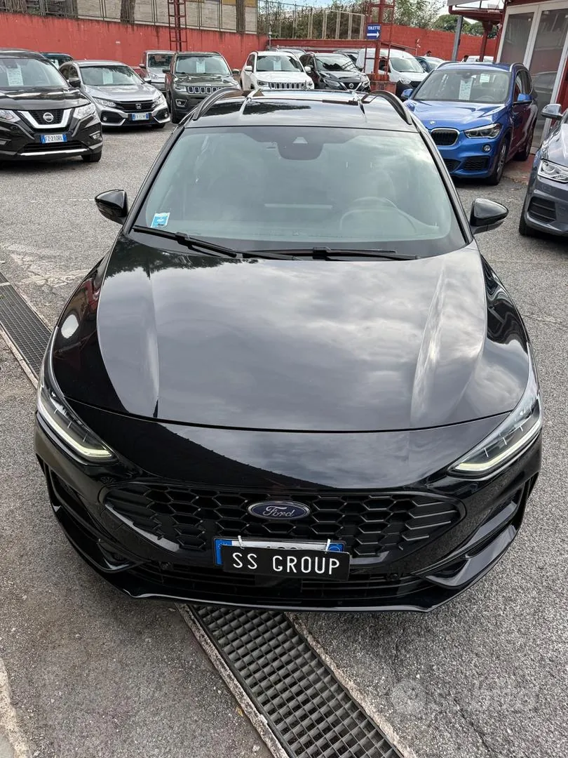 Ford Focus 2023 photo 2