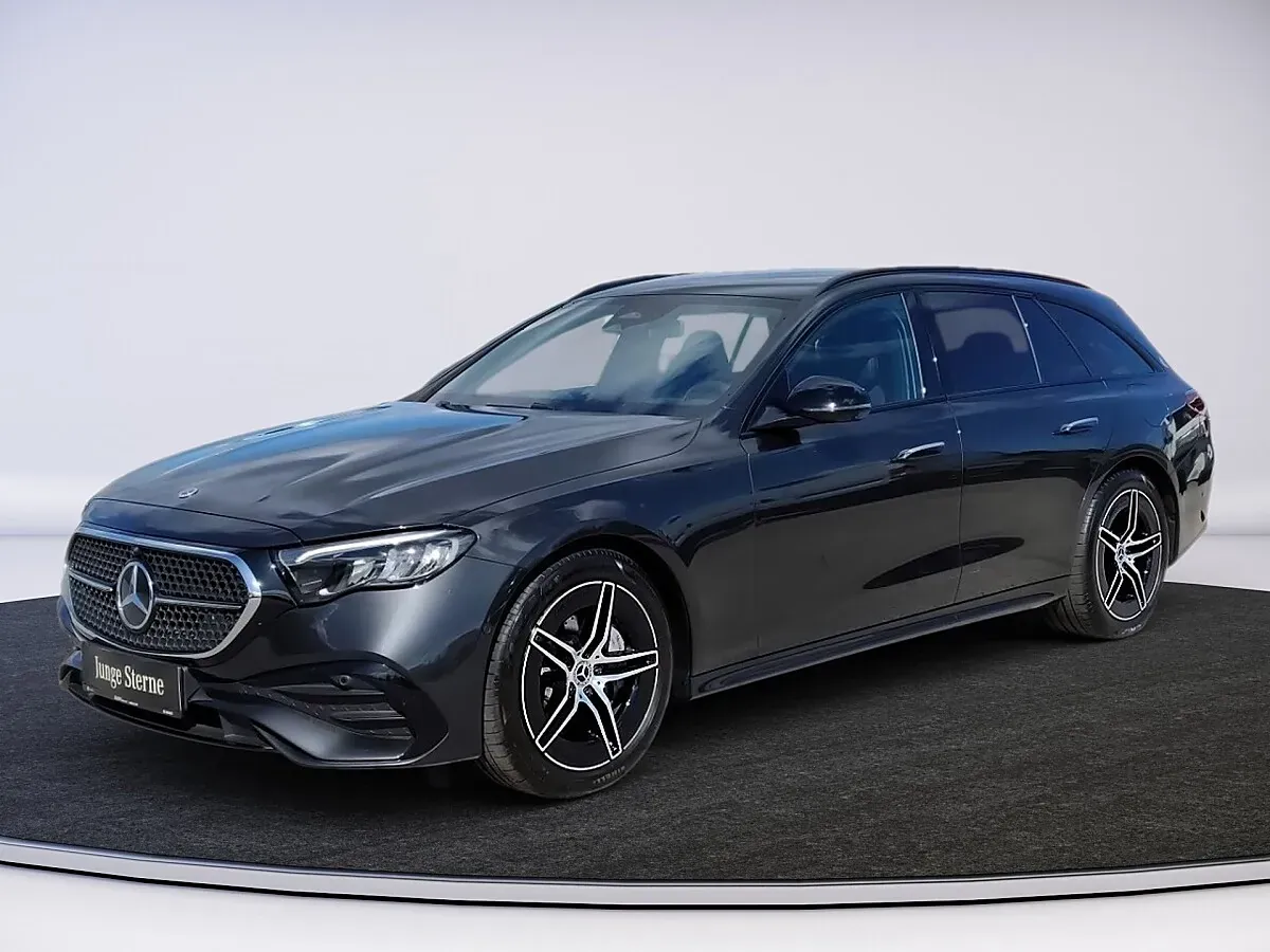 Mercedes-Benz E-Class 2025 photo 2
