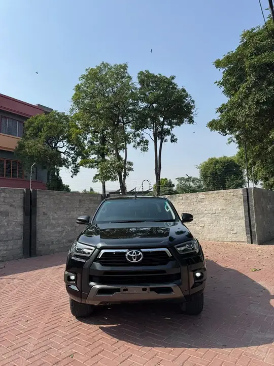 Toyota Hilux