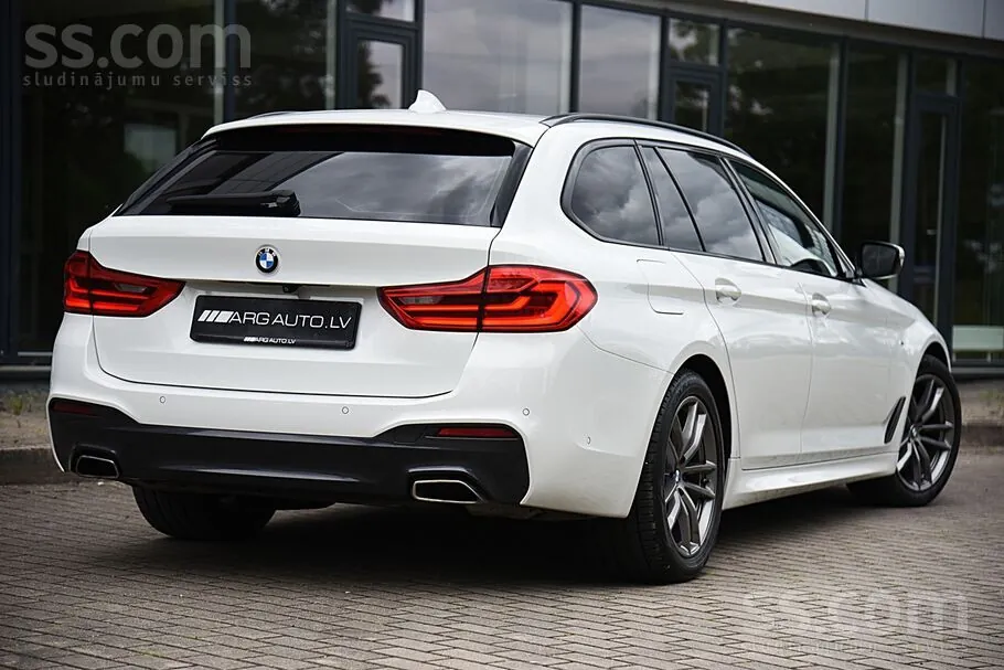 BMW 530I 2017 photo 2