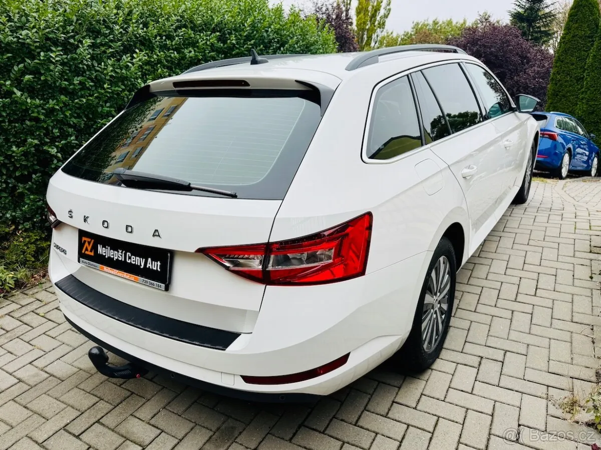 Skoda Superb 2020 photo 5