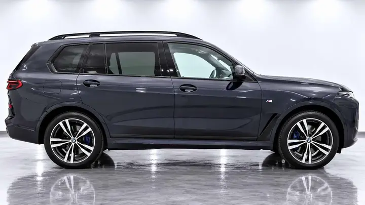 BMW X7 2024 photo 3