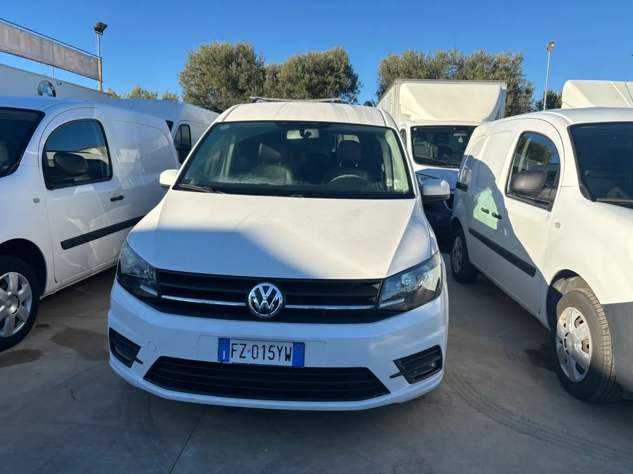 Volkswagen Caddy 2020 photo 2