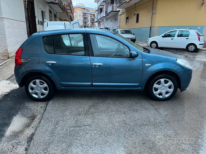 Dacia Sandero 2008 photo 5