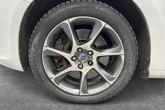 Volvo V60 2017 photo 5