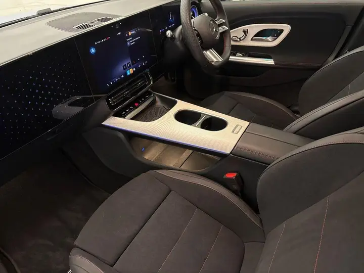 Mercedes-Benz Cla250 2026 photo 5