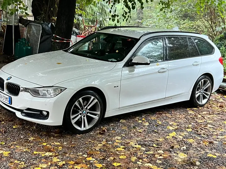 BMW 320D 2013 photo 2