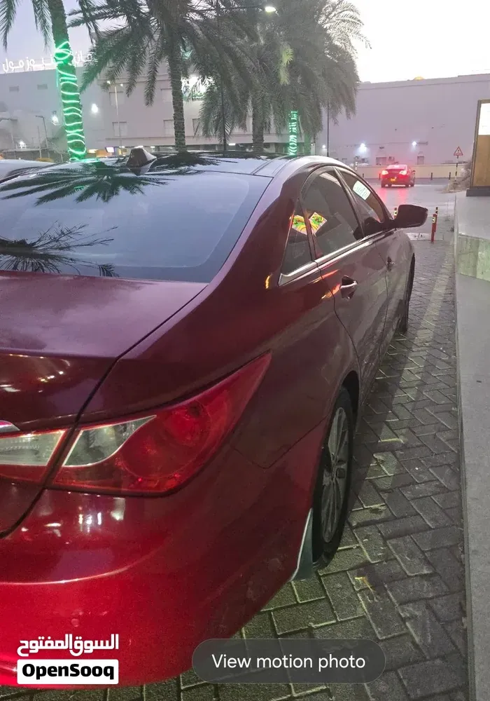 Hyundai Sonata 2014 photo 2