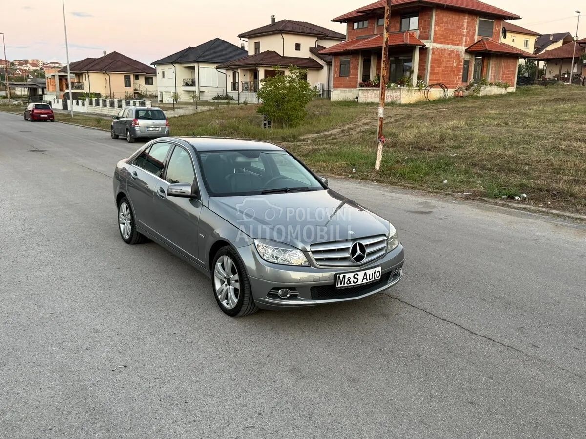 Mercedes-Benz C-Class 2009 photo 2