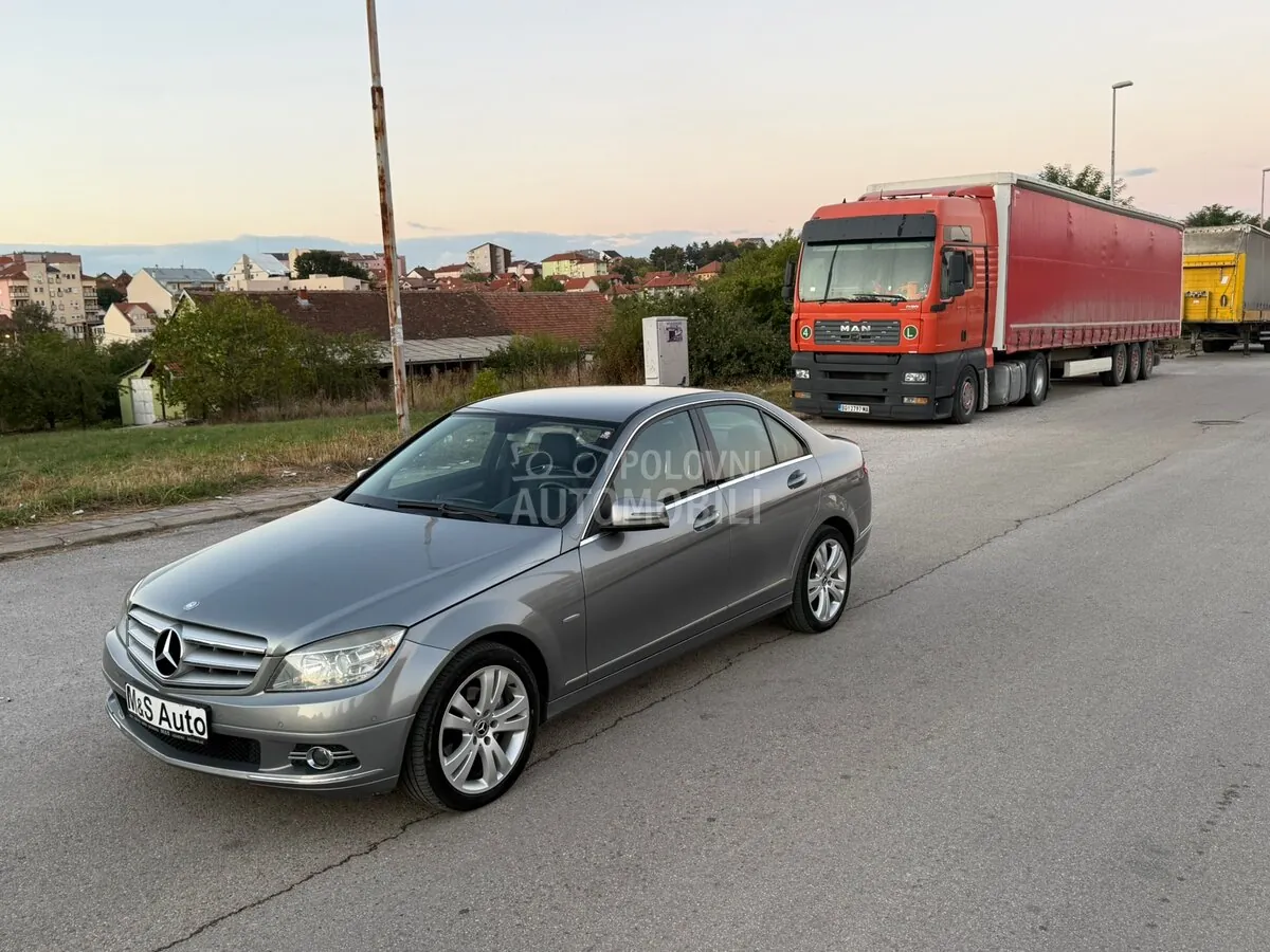 Mercedes-Benz C-Class 2009 photo 4