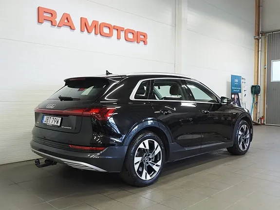 Audi E-Tron 2023 photo 5
