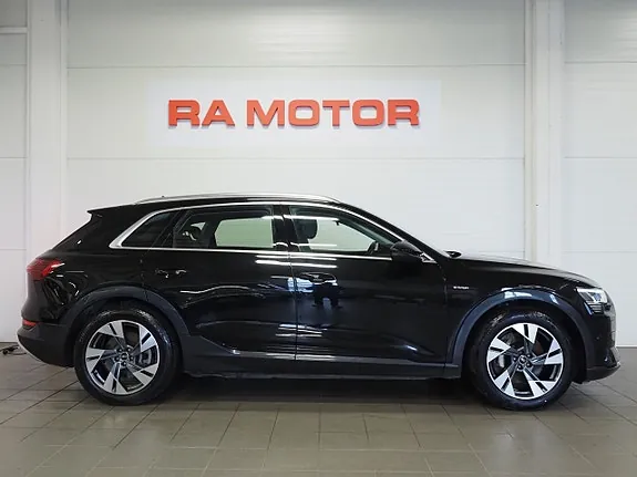 Audi E-Tron 2023 photo 4