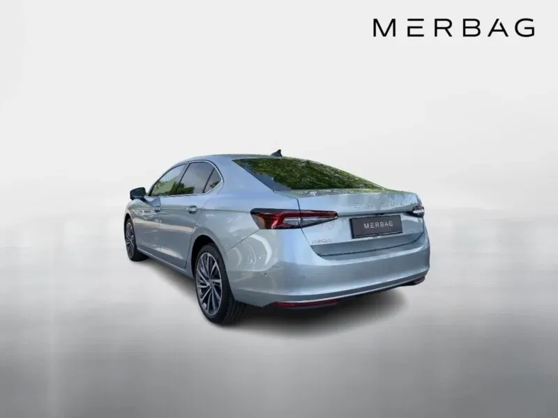Skoda Superb 2025 photo 2
