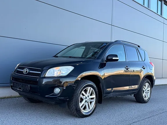 Toyota Rav4 2010 photo 2