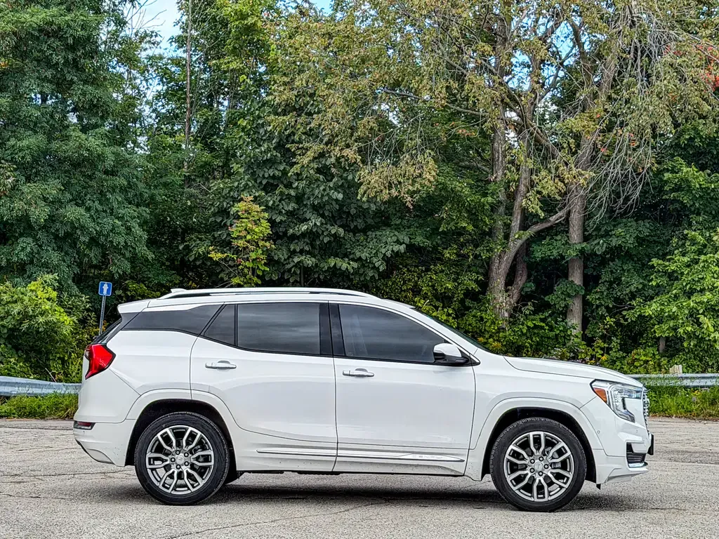 GMC Terrain 2023 photo 4