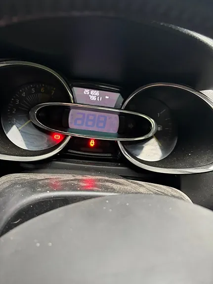 Renault Clio Iv 2013 photo 3