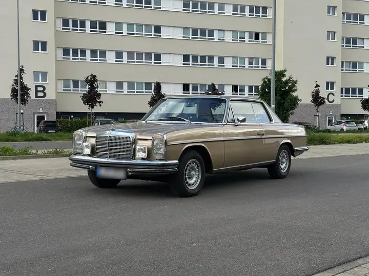 Mercedes-Benz 250 Ce