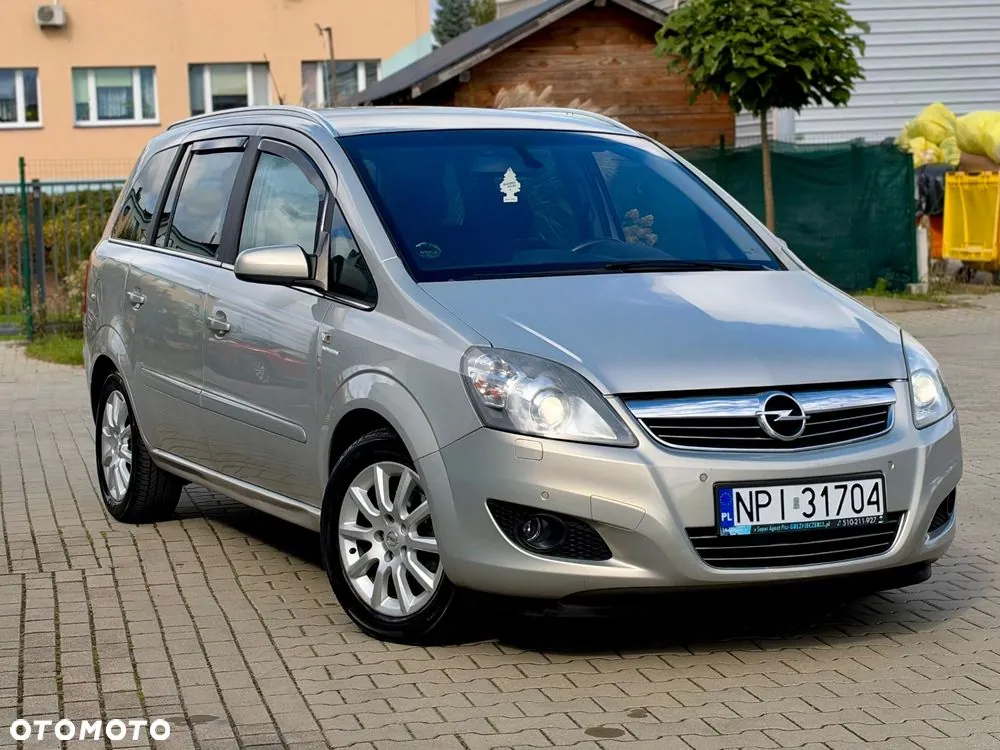 Opel Zafira 2008 photo 2