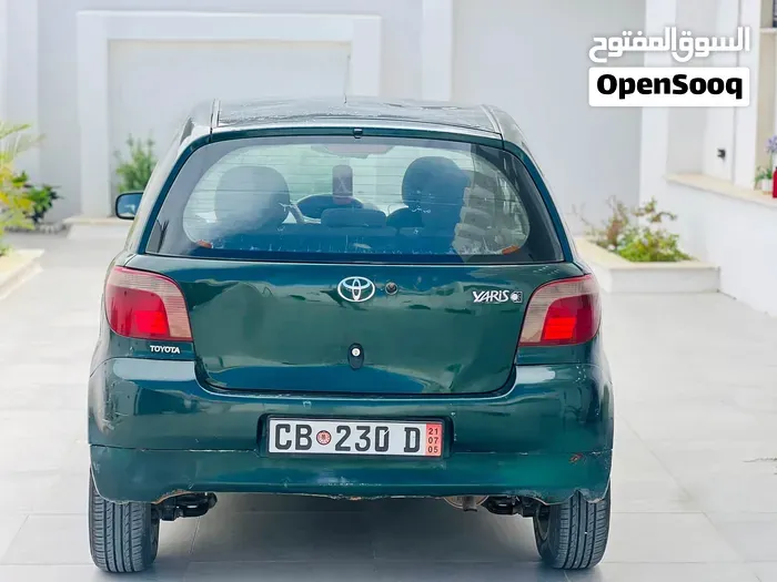 Toyota Yaris 2002 photo 2
